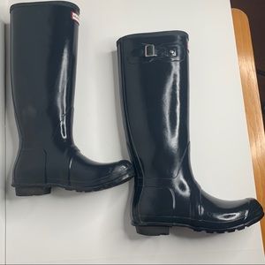 Hunter Original Tall Navy Blue Size 8 Rain Boot